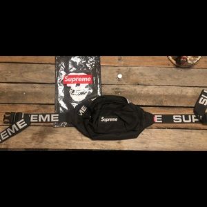 Supreme ss18 fanny pack. Authentic with tags.